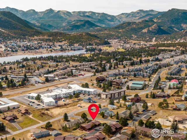 view of outdoor space and city view