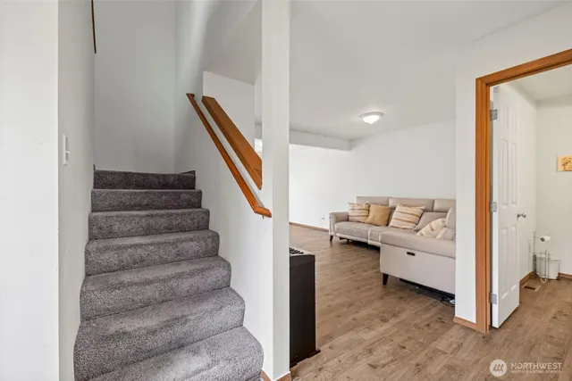 $1,250,000 | 306 Poppy Road, Bothell, WA 98012