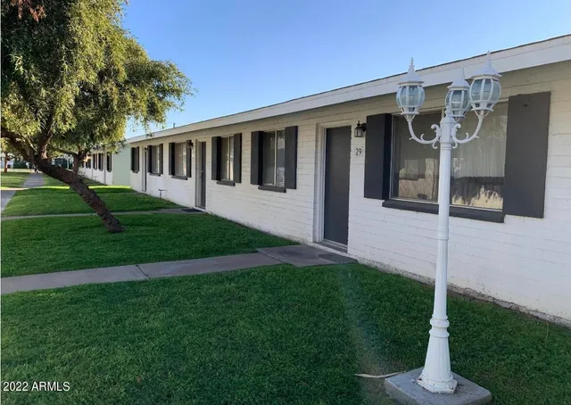 $1,395 | 2021 West Hayward Avenue, Unit 8, Phoenix, AZ 85021