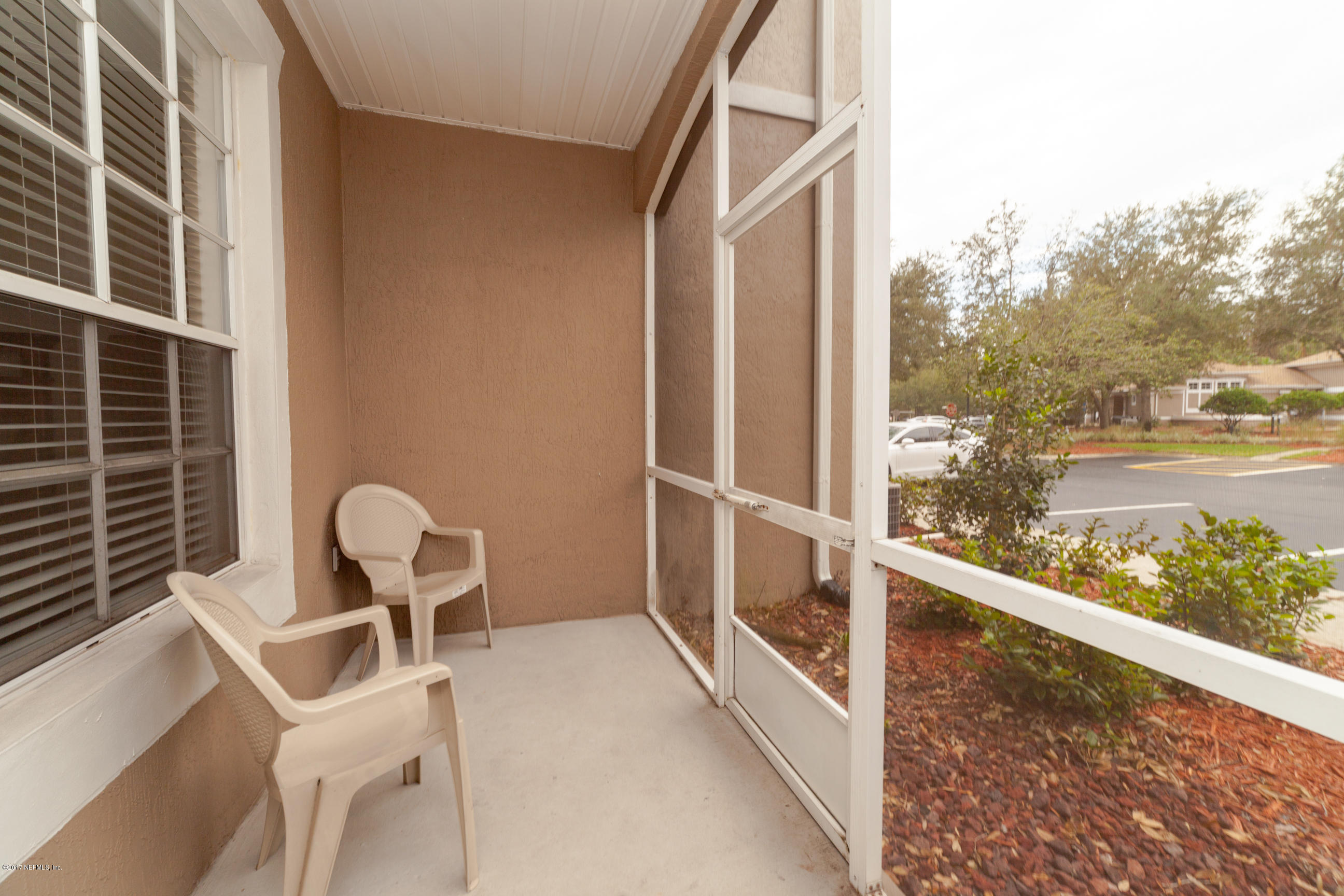 10550 Baymeadows Road, Unit 202 Jacksonville, FL 32256 - Photo 20 of 29 Patio