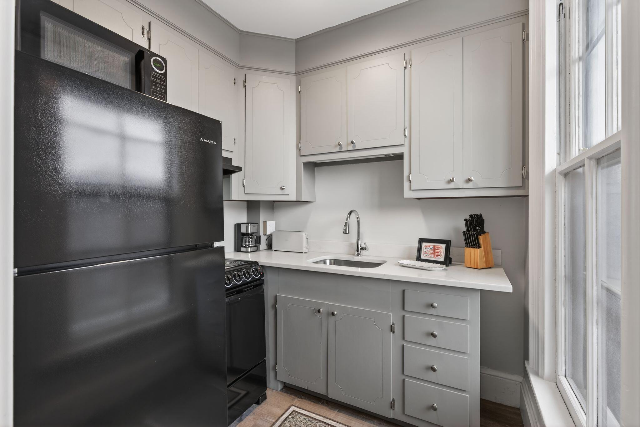 138 Pine Street, Unit 3 Portland, ME 04102 - Photo 8 of 30 56_DSC05738