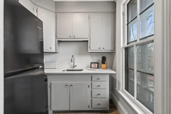 $369,000 | 138 Pine Street, Unit 3, Portland, ME 04102