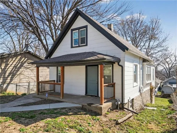 $130,000 | 411 North Lawndale Avenue, Kansas City, MO 64123