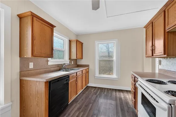 $130,000 | 411 North Lawndale Avenue, Kansas City, MO 64123
