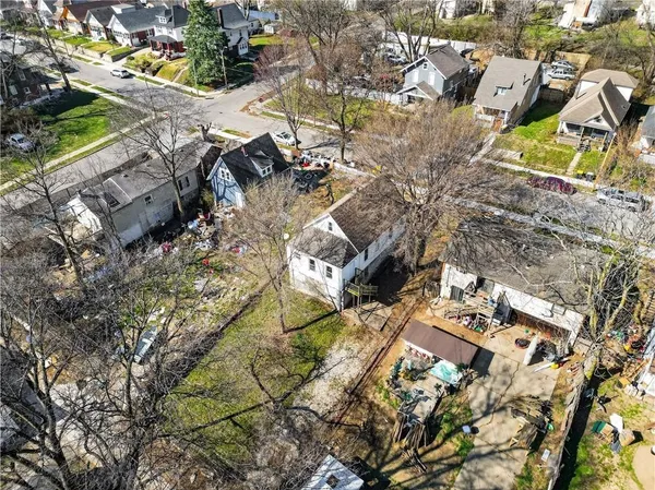 $130,000 | 411 North Lawndale Avenue, Kansas City, MO 64123