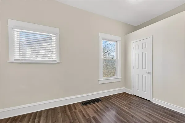 $130,000 | 411 North Lawndale Avenue, Kansas City, MO 64123
