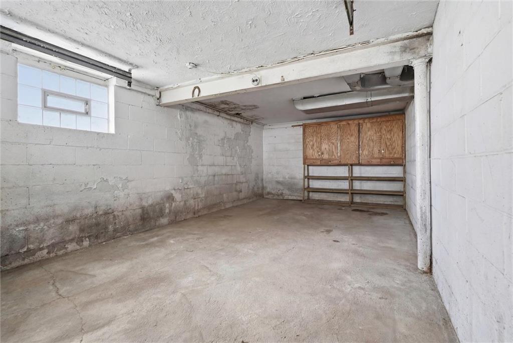138 Enger Avenue Pittsburgh, PA 15214 - Photo 34 of 50