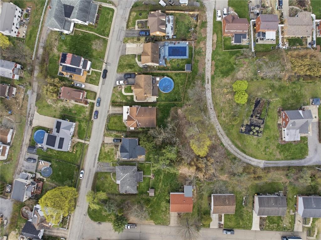 138 Enger Avenue Pittsburgh, PA 15214 - Photo 43 of 50 an aerial view of a residential houses with outdoor space and parking