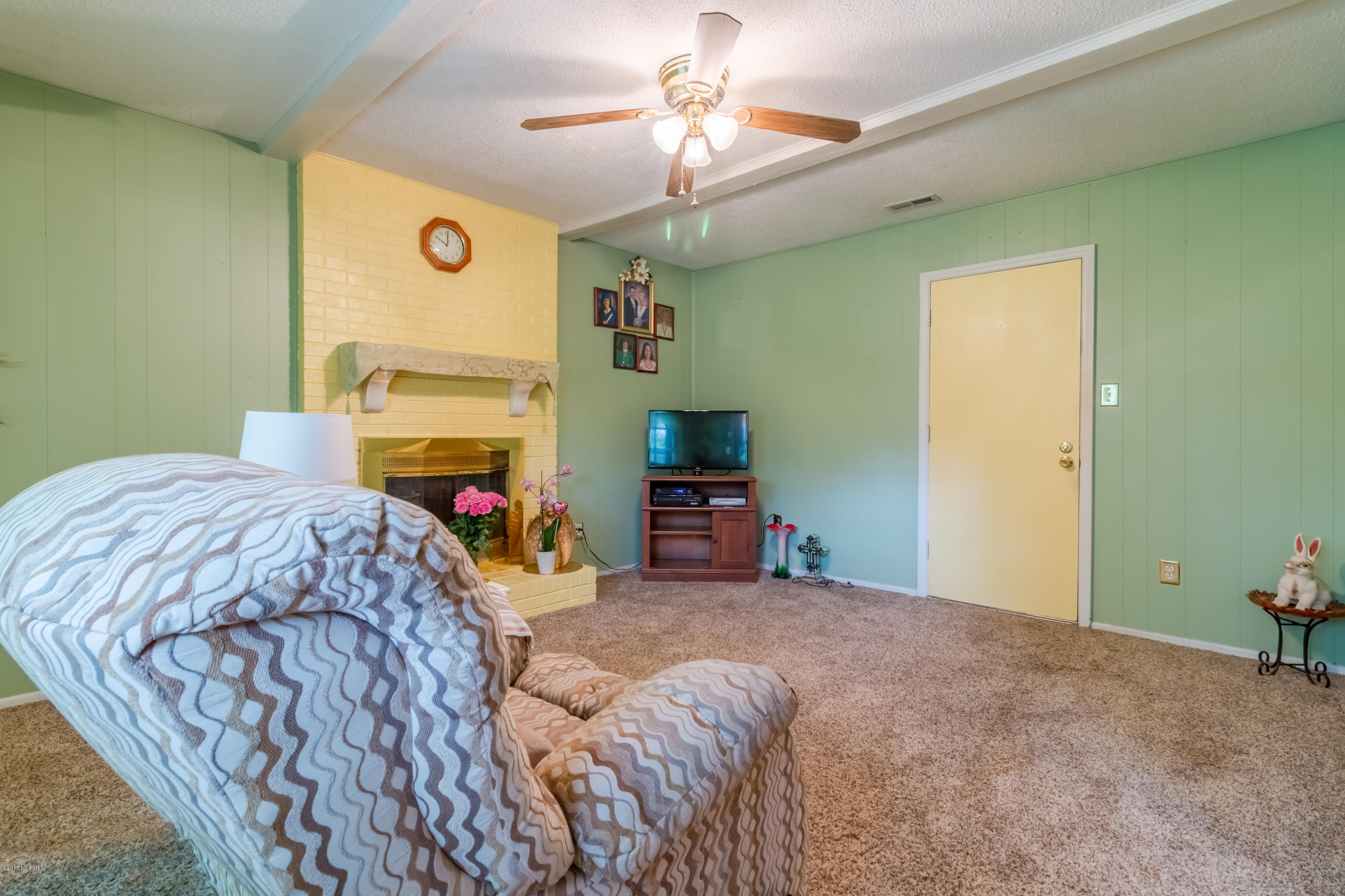 805 Shadowridge Road Jacksonville, NC 28546 - Photo 11 of 25 IMG_7020-HDR-11