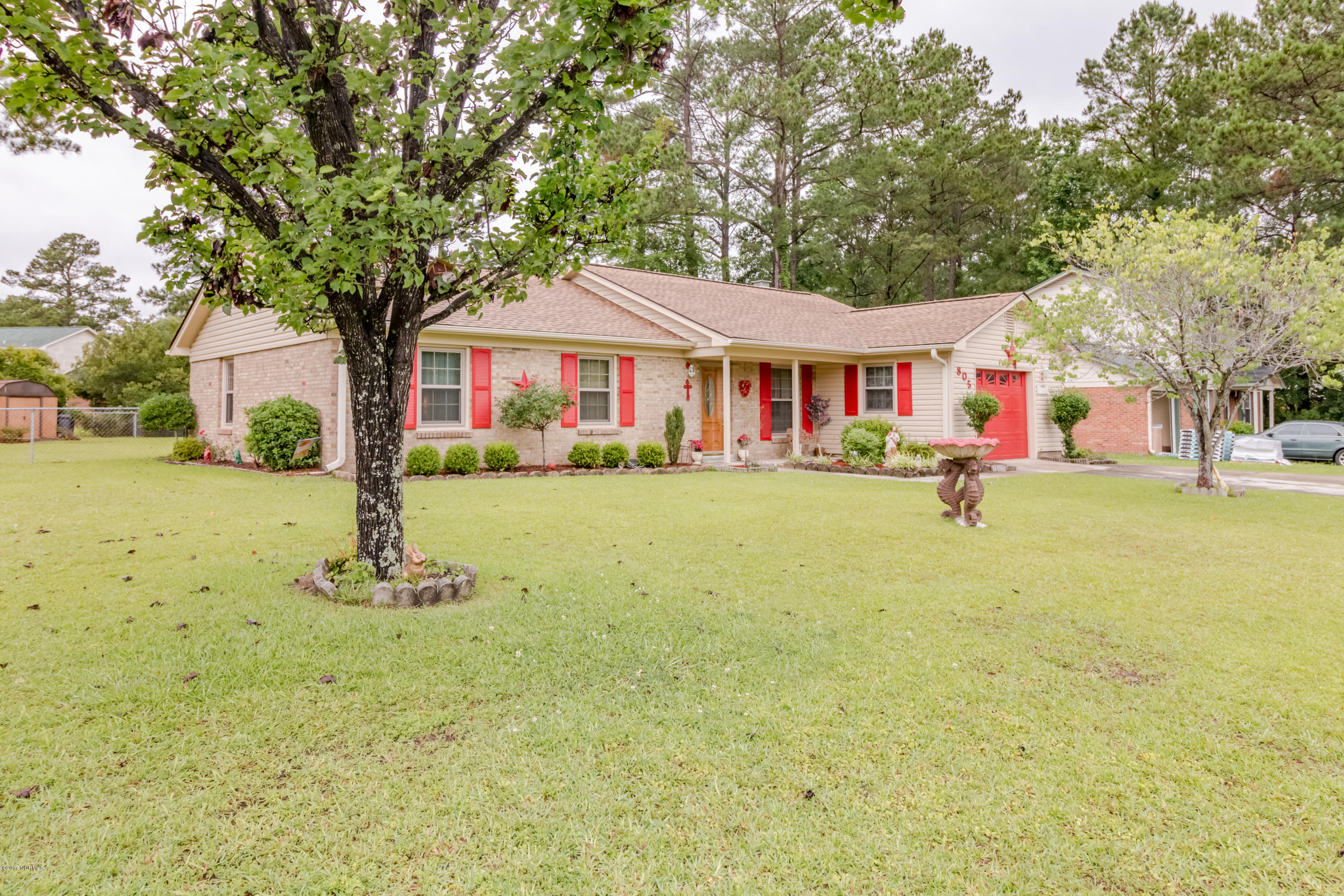 805 Shadowridge Road Jacksonville, NC 28546 - Photo 3 of 25 IMG_6951-HDR-3