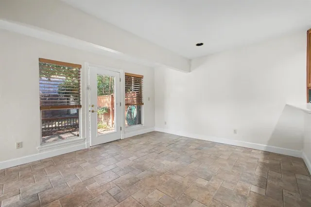 $525,000 | 2920 Shady Lake Circle, Carrollton, TX 75006