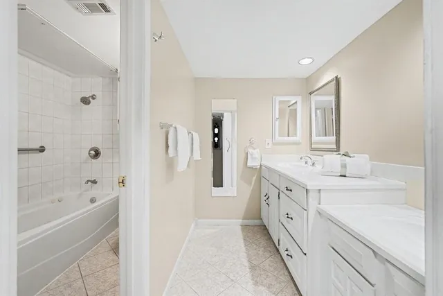 $525,000 | 2920 Shady Lake Circle, Carrollton, TX 75006