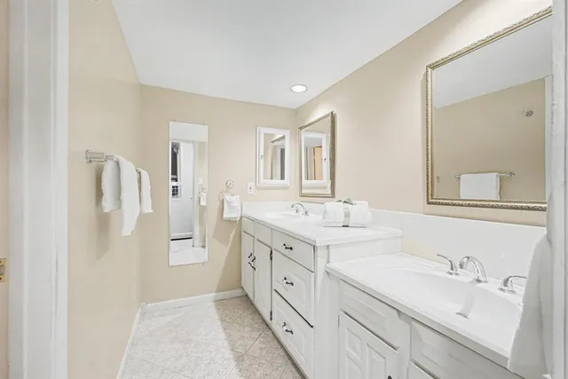 $525,000 | 2920 Shady Lake Circle, Carrollton, TX 75006