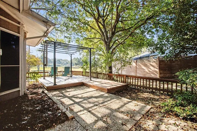 $525,000 | 2920 Shady Lake Circle, Carrollton, TX 75006