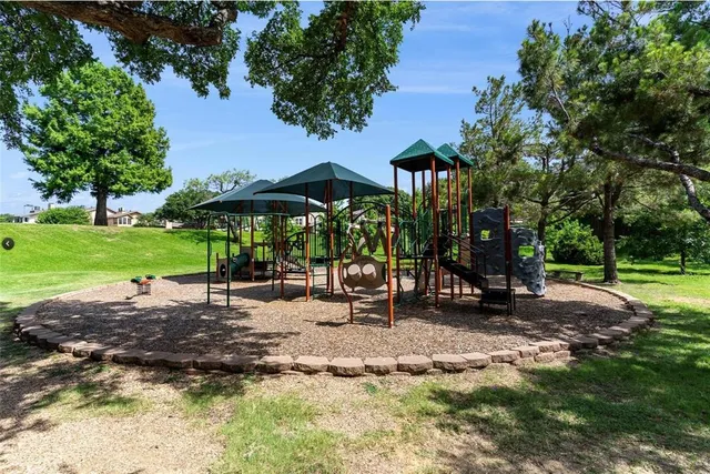 $525,000 | 2920 Shady Lake Circle, Carrollton, TX 75006