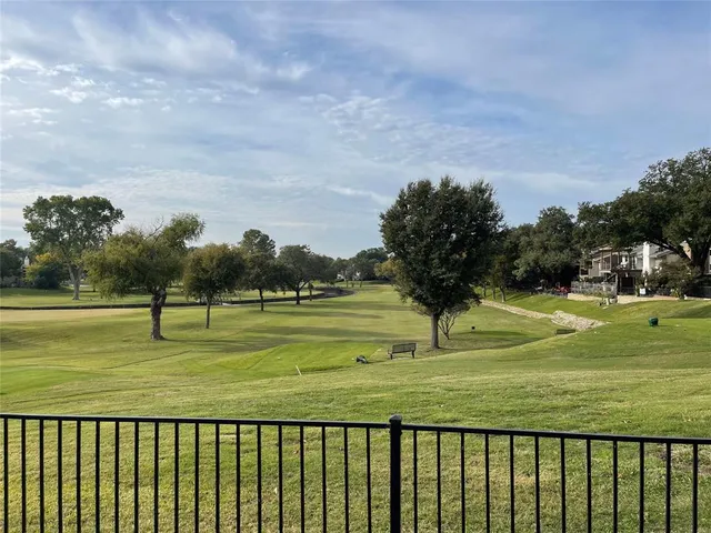 $525,000 | 2920 Shady Lake Circle, Carrollton, TX 75006