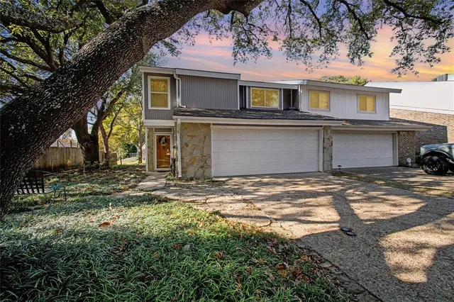 $525,000 | 2920 Shady Lake Circle, Carrollton, TX 75006