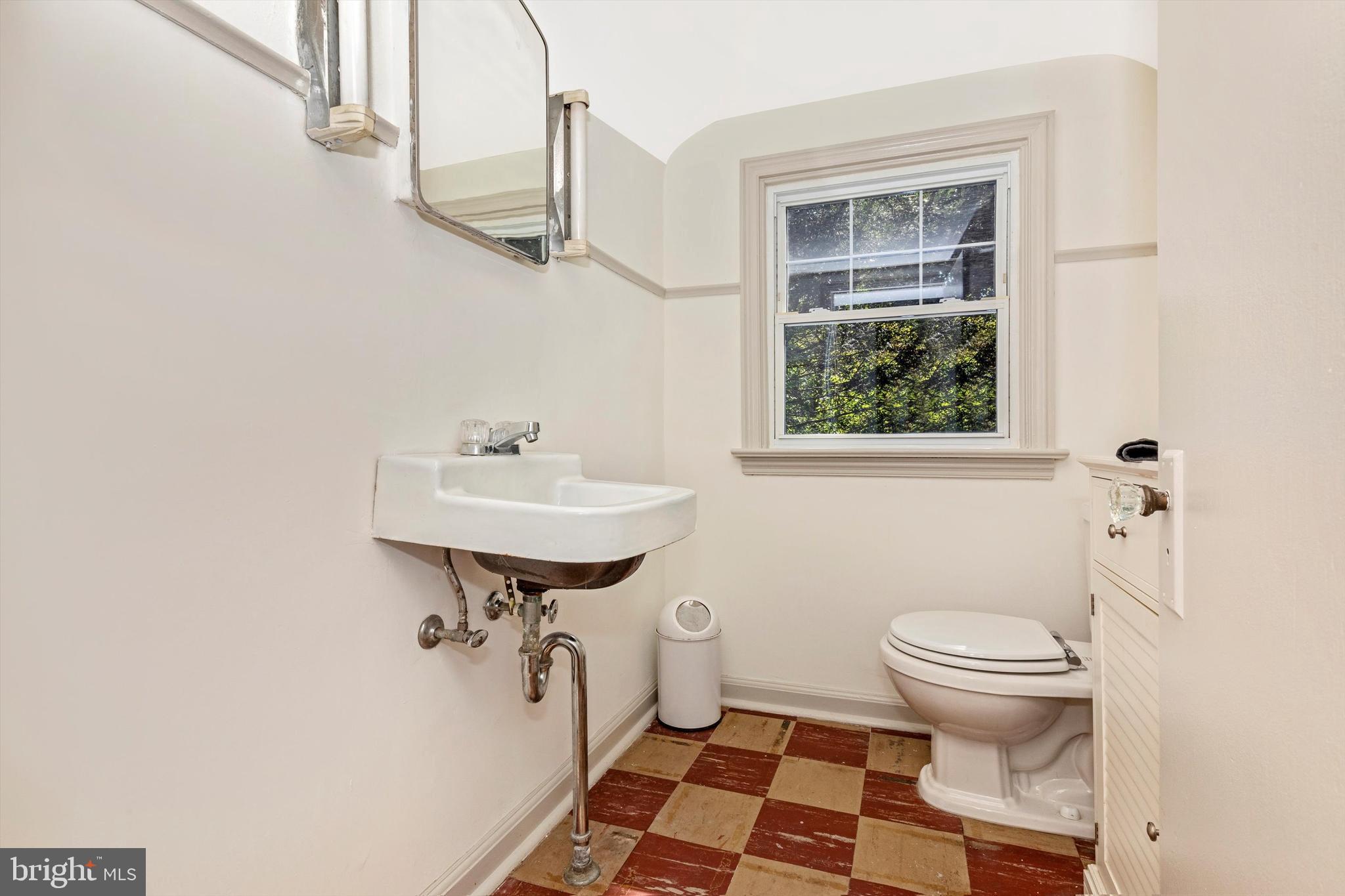 139 Loller Road Hatboro, PA 19040 - Photo 20 of 27 Half Bath - Second Floor