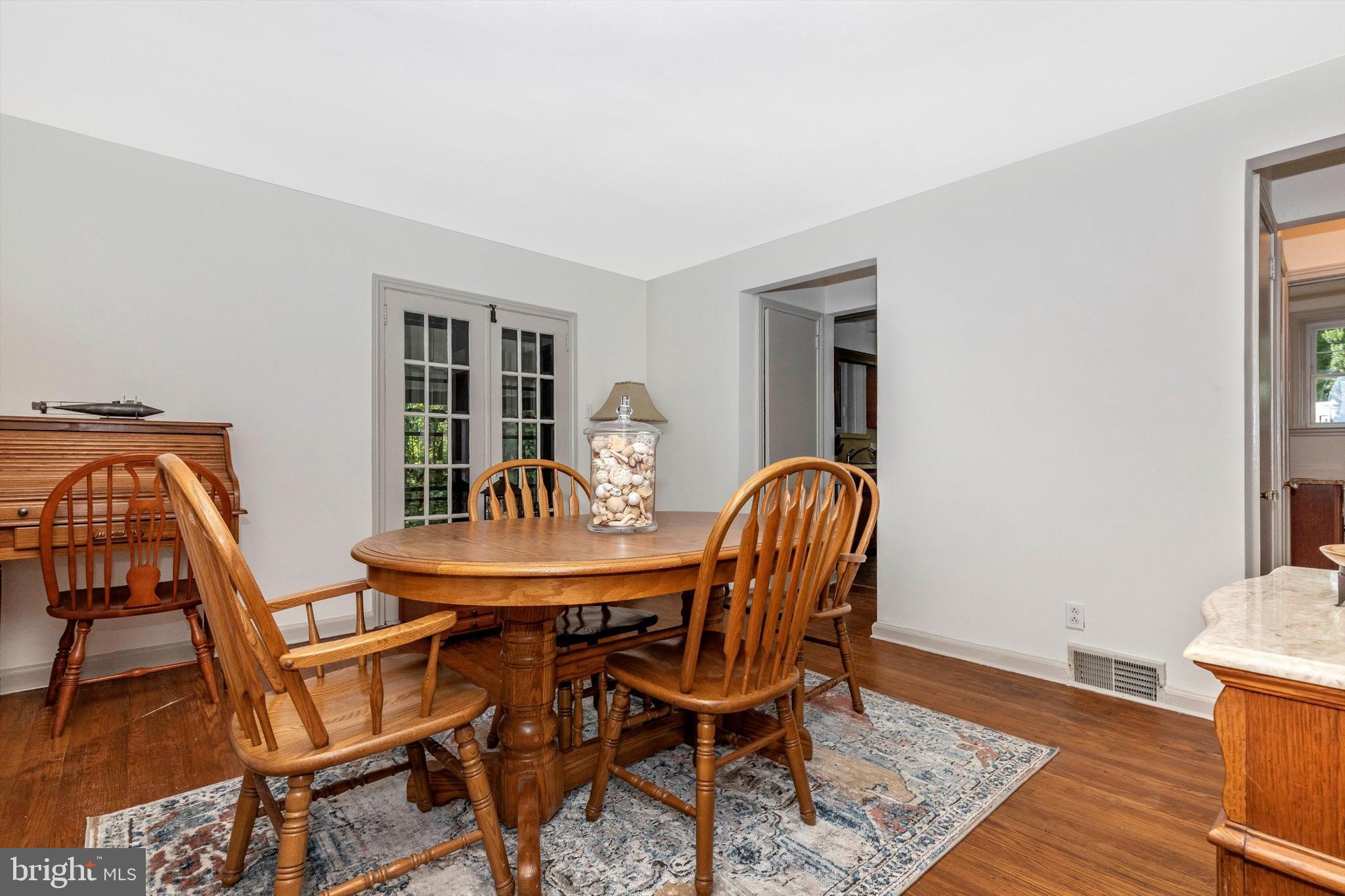 139 Loller Road Hatboro, PA 19040 - Photo 6 of 27 Dining Room