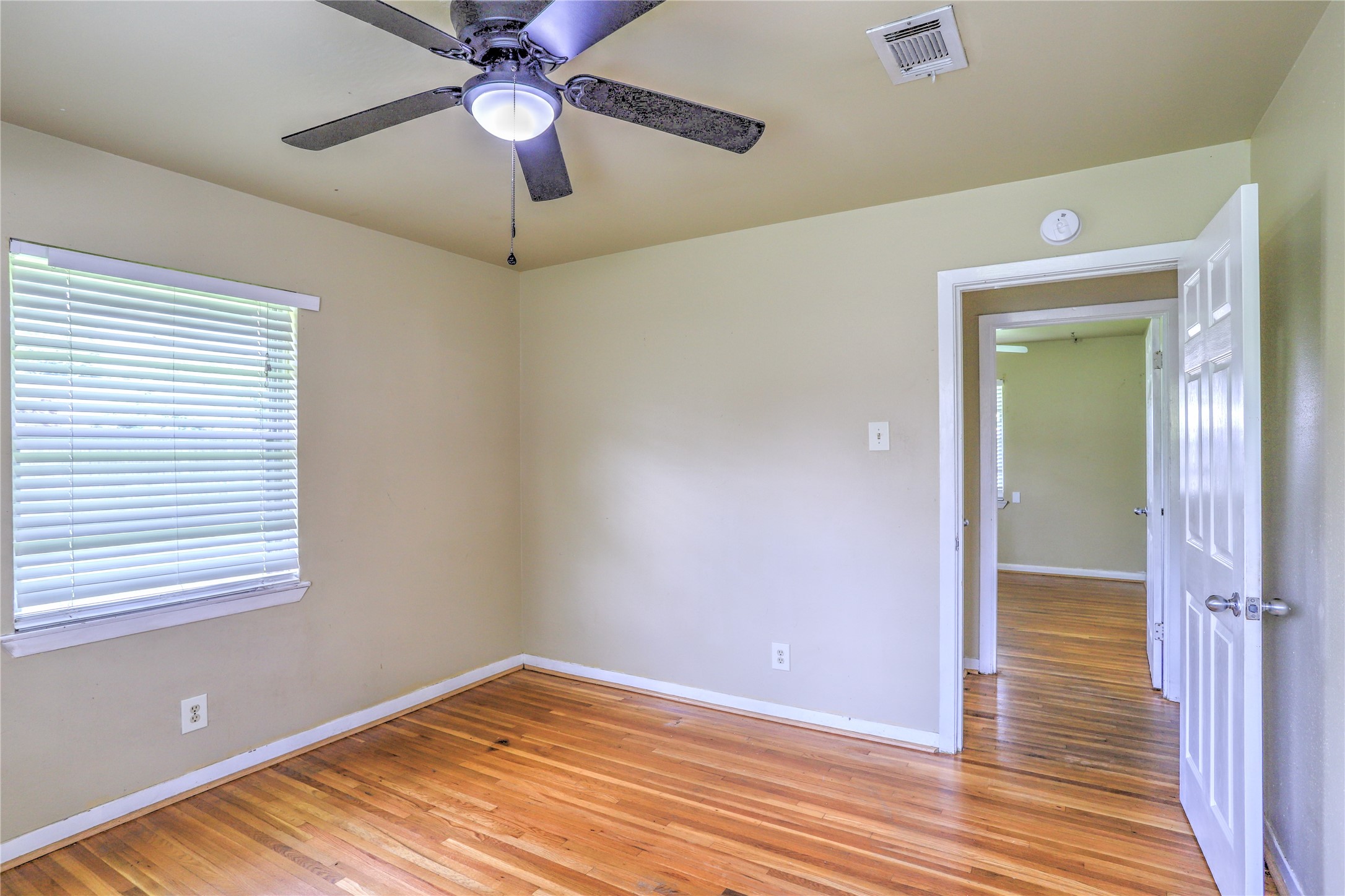 9207 Colleen Road Houston, TX 77080 - Photo 18 of 22