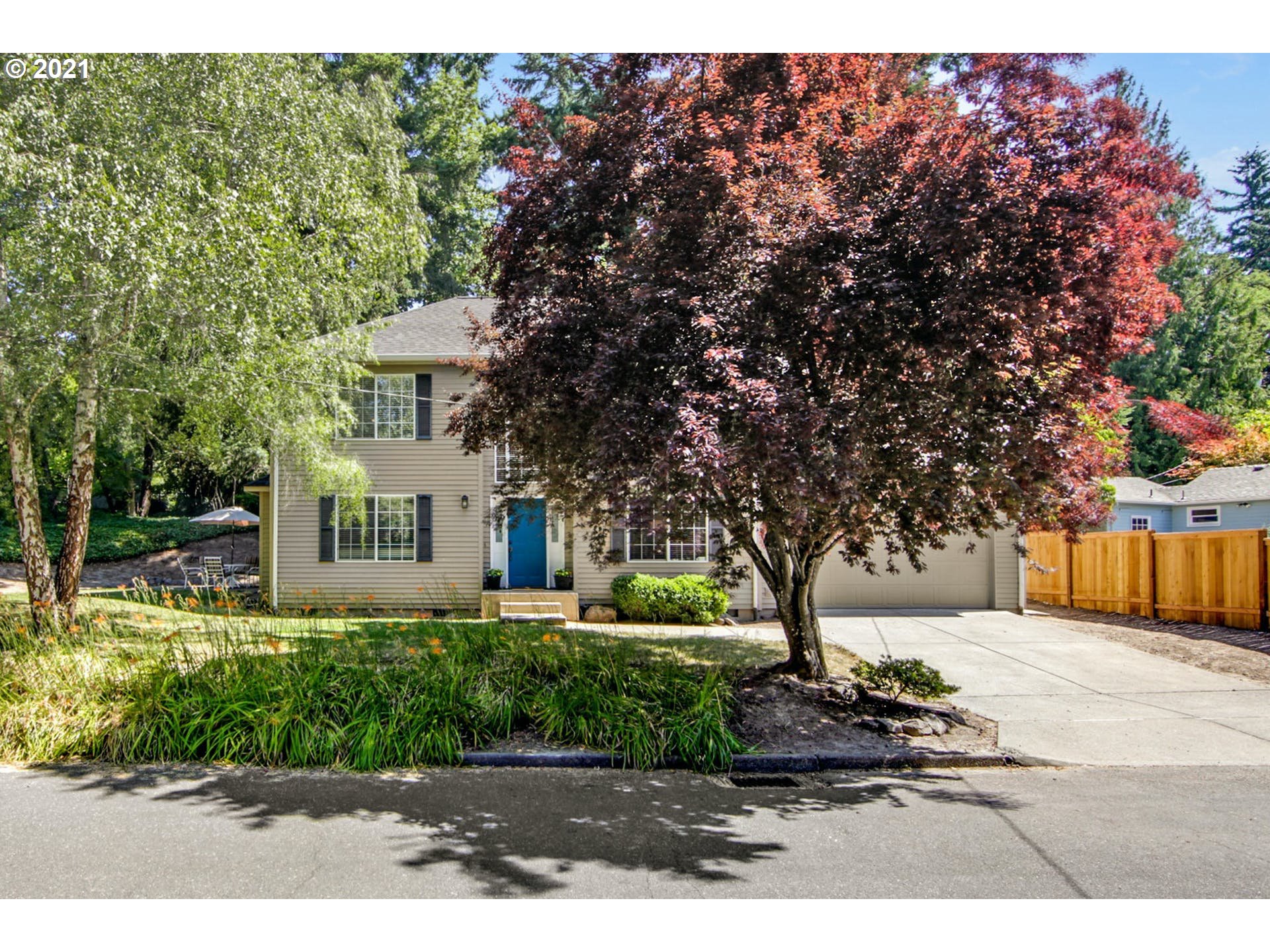 4742 Southwest 53rd Avenue Portland, OR 97221 - Photo 1 of 24 Gallery Image 1