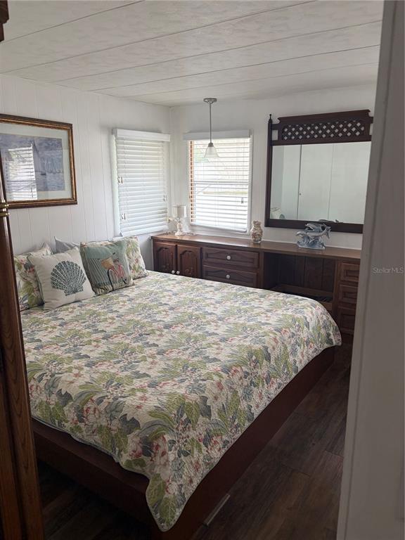 723 Roma Road Venice, FL 34285 - Photo 13 of 32