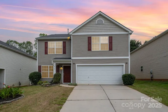 $340,000 | 9718 Eagle Feathers Drive, Charlotte, NC 28214