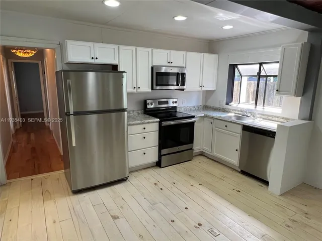 $3,000 | 606 Southwest 11th Street, Fort Lauderdale, FL 33315