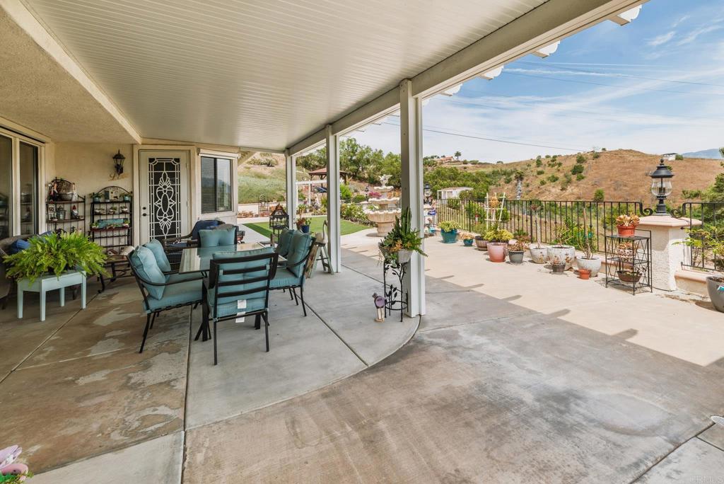3610 Genista Place Fallbrook, CA 92028 - Photo 39 of 58