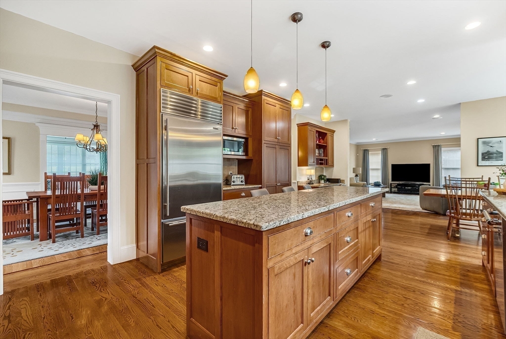 52 Longacre Road Needham, MA 02492 - Photo 8 of 36