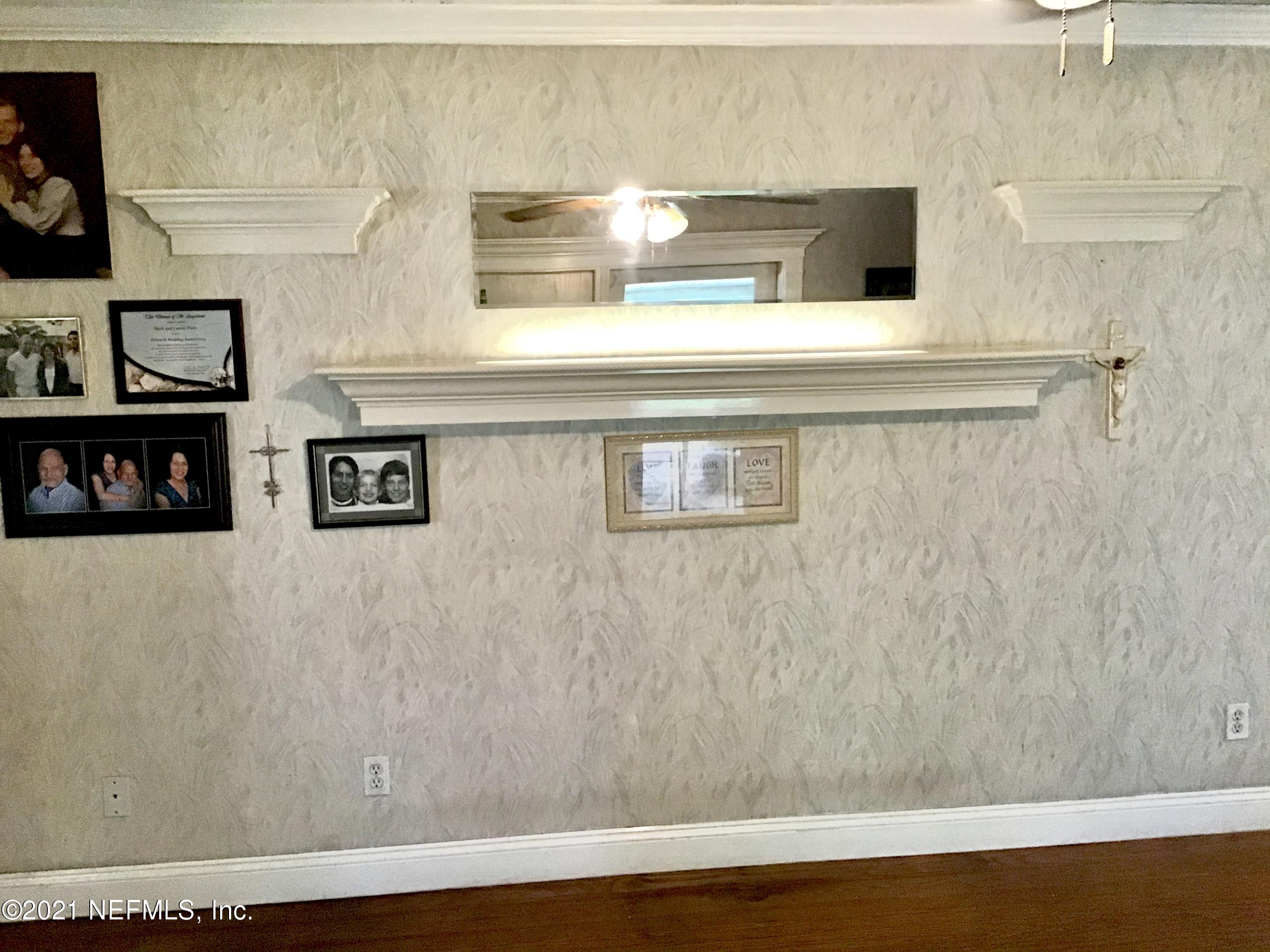8213 Vermanth Road Jacksonville, FL 32211 - Photo 5 of 9 Formal Dining Room