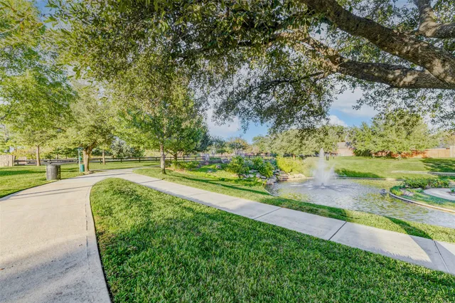 a view of outdoor space yard and green space