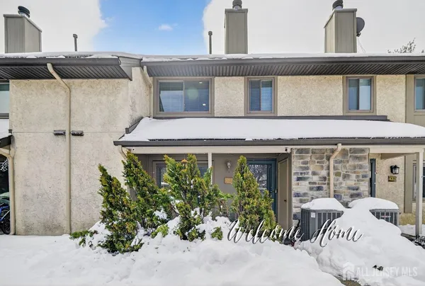 $619,901 | 136 Hampshire Drive, Plainsboro, NJ 08536