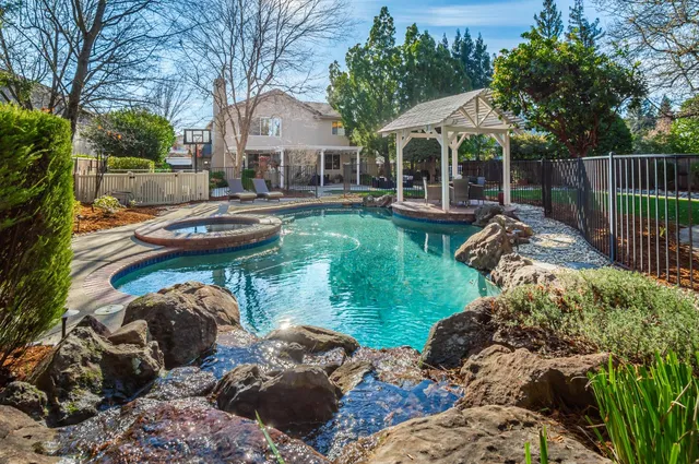 $1,200,000 | 5027 Castle Combes Court, Granite Bay, CA 95746