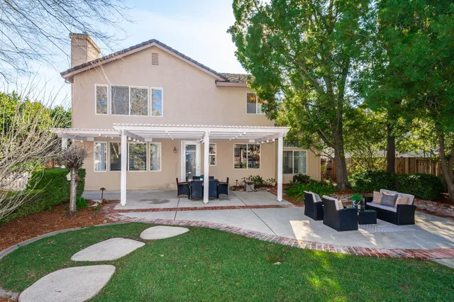 $1,200,000 | 5027 Castle Combes Court, Granite Bay, CA 95746