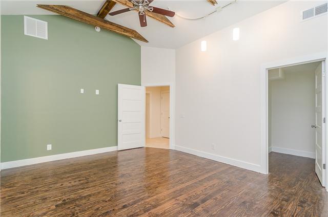 117 North Walnut Street Springfield, TN 37172 - Photo 8 of 20 The master bedroom also features hardwood flooring, ceiling fans and 2 large walk-in closets!