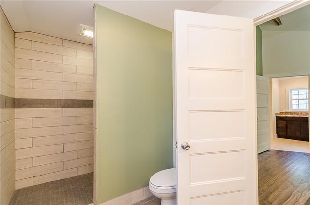 117 North Walnut Street Springfield, TN 37172 - Photo 10 of 20 You'll love this large tile shower!