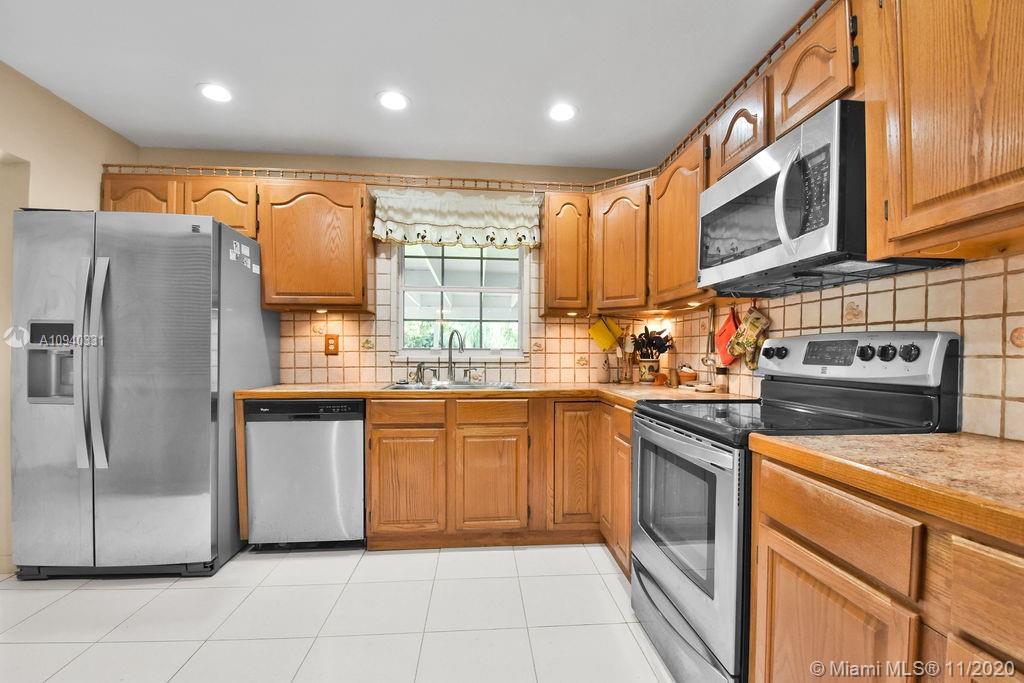 4920 Southwest 164th Terrace Southwest Ranches, FL 33331 - Photo 23 of 34