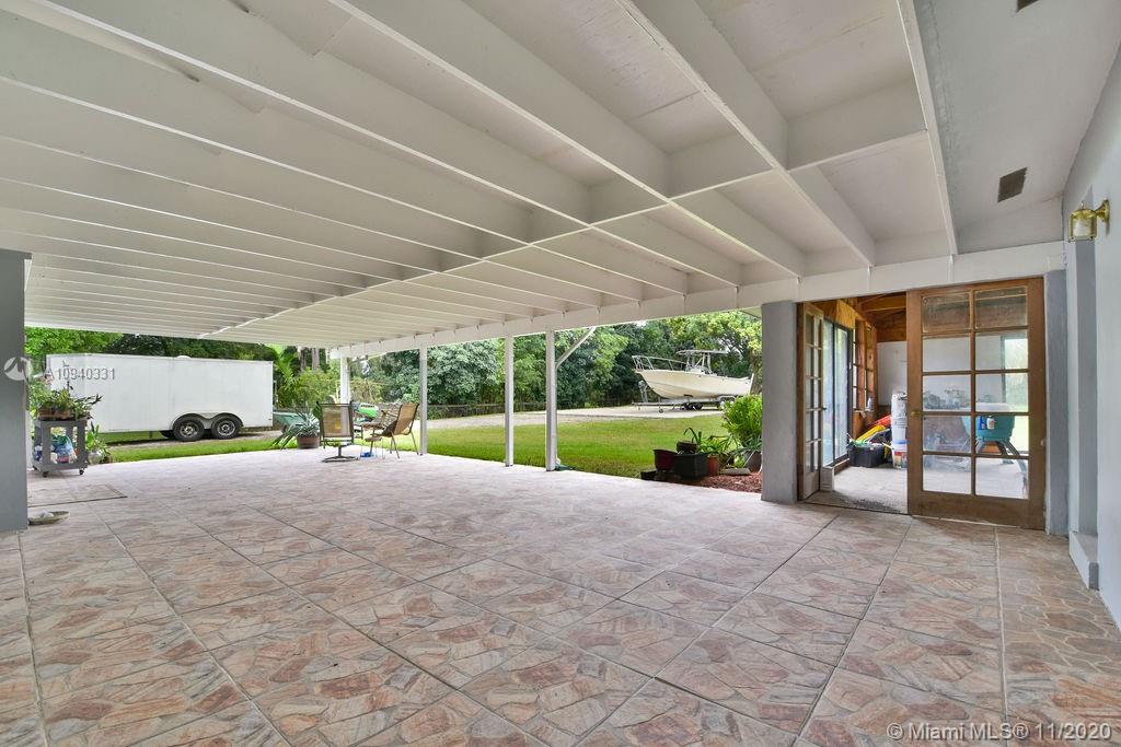 4920 Southwest 164th Terrace Southwest Ranches, FL 33331 - Photo 8 of 34
