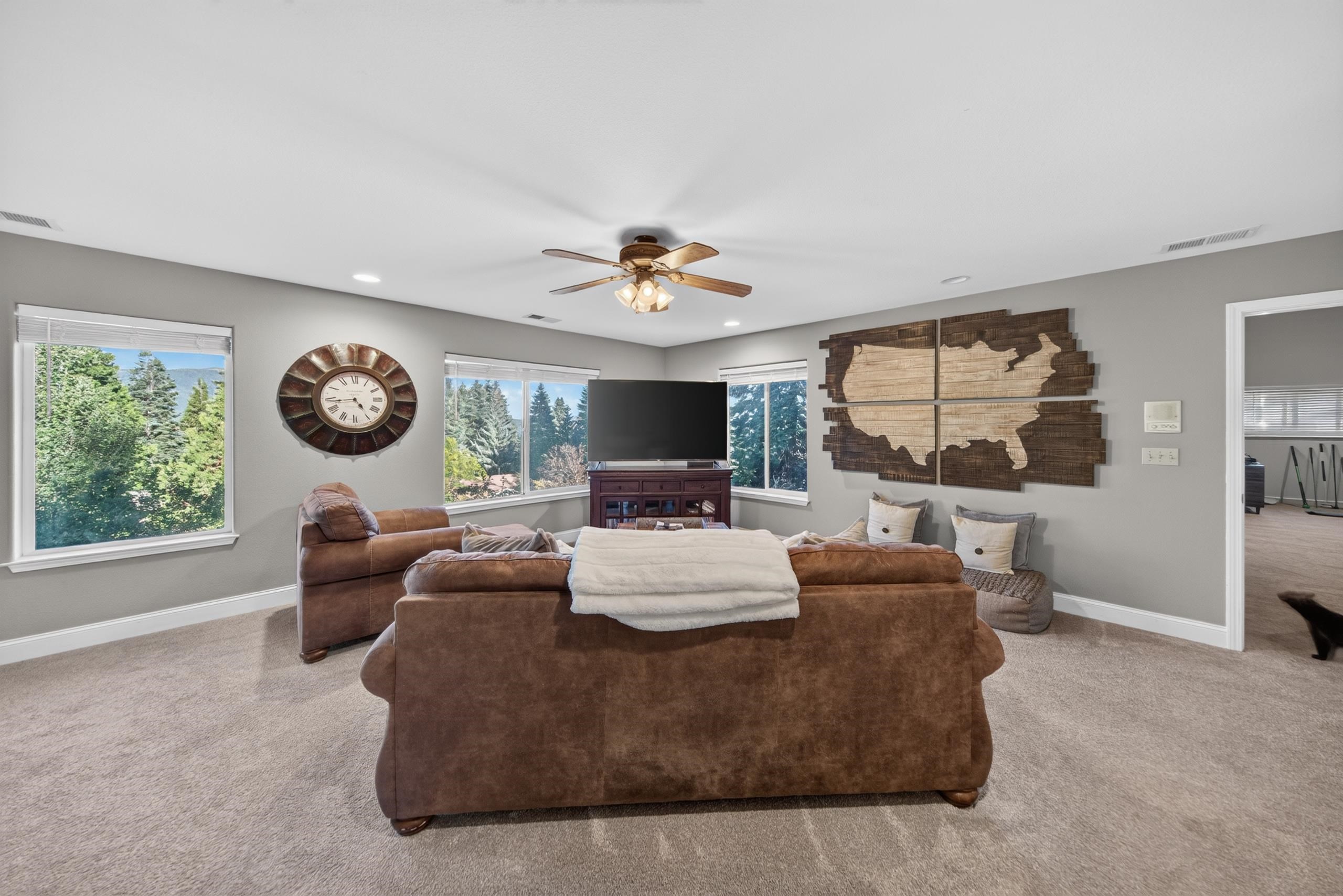 835 Lake Ridge Road Lake Almanor, CA 96137 - Photo 27 of 50 Gallery Image 27