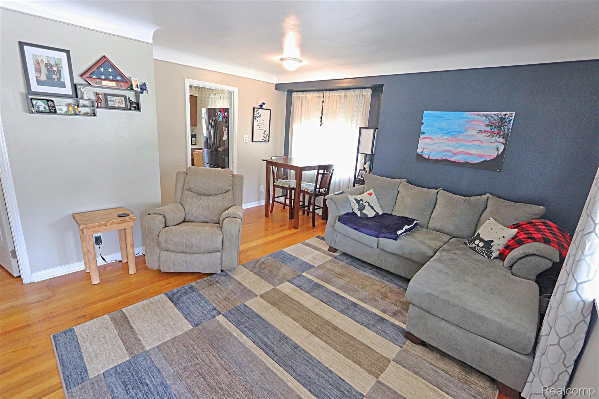 17529 Smith Street Riverview, MI 48193 - Photo 16 of 37 IMG_8244_InPixio.jpg
