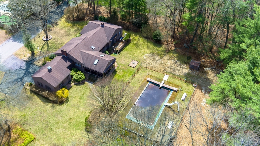 17 Gilmore Road Easton, MA 02356 - Photo 29 of 37 Gallery Image 29