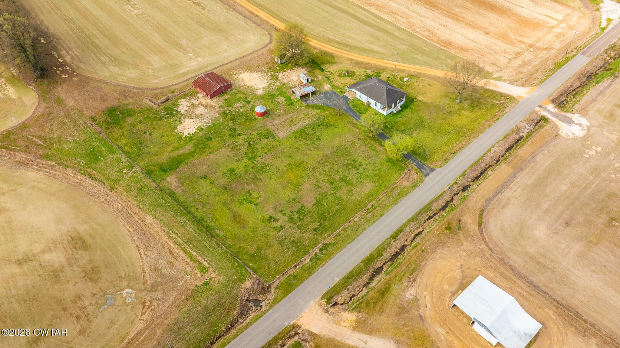76 New Bethlehem Road Dyer, TN 38330 - Photo 6 of 39 a close up of a swimming pool