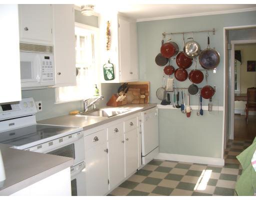 46 Flint Road Acton, MA 01720 - Photo 5 of 12 Gallery Image 5