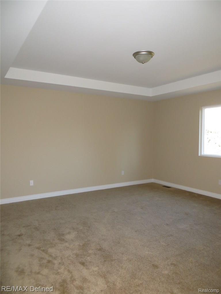 2805 Simpson Drive Rochester, MI 48309 - Photo 6 of 14 Master Bedroom Tiered Ceiling
