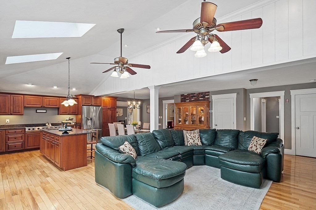 18 Shirley Road Townsend, MA 01469 - Photo 11 of 42