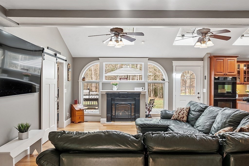 18 Shirley Road Townsend, MA 01469 - Photo 12 of 42