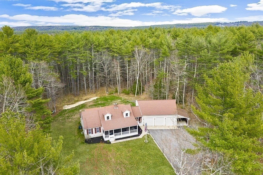 18 Shirley Road Townsend, MA 01469 - Photo 3 of 42