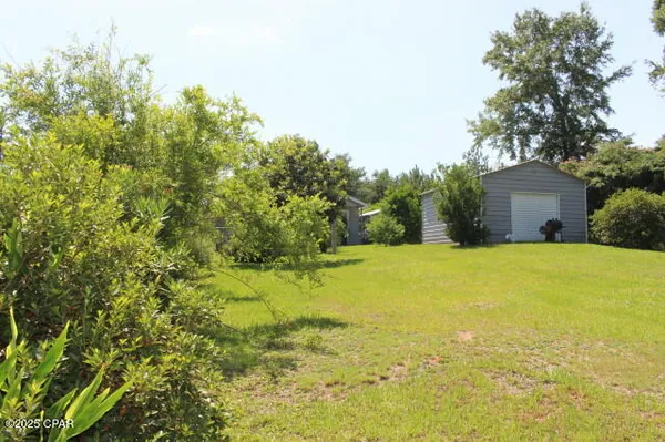 $205,000 | 2100 3rd Avenue, Sneads, FL 32460