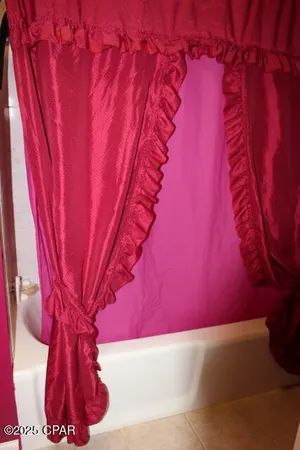 $205,000 | 2100 3rd Avenue, Sneads, FL 32460